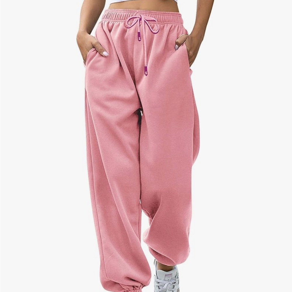 Women’s coral sweatpants